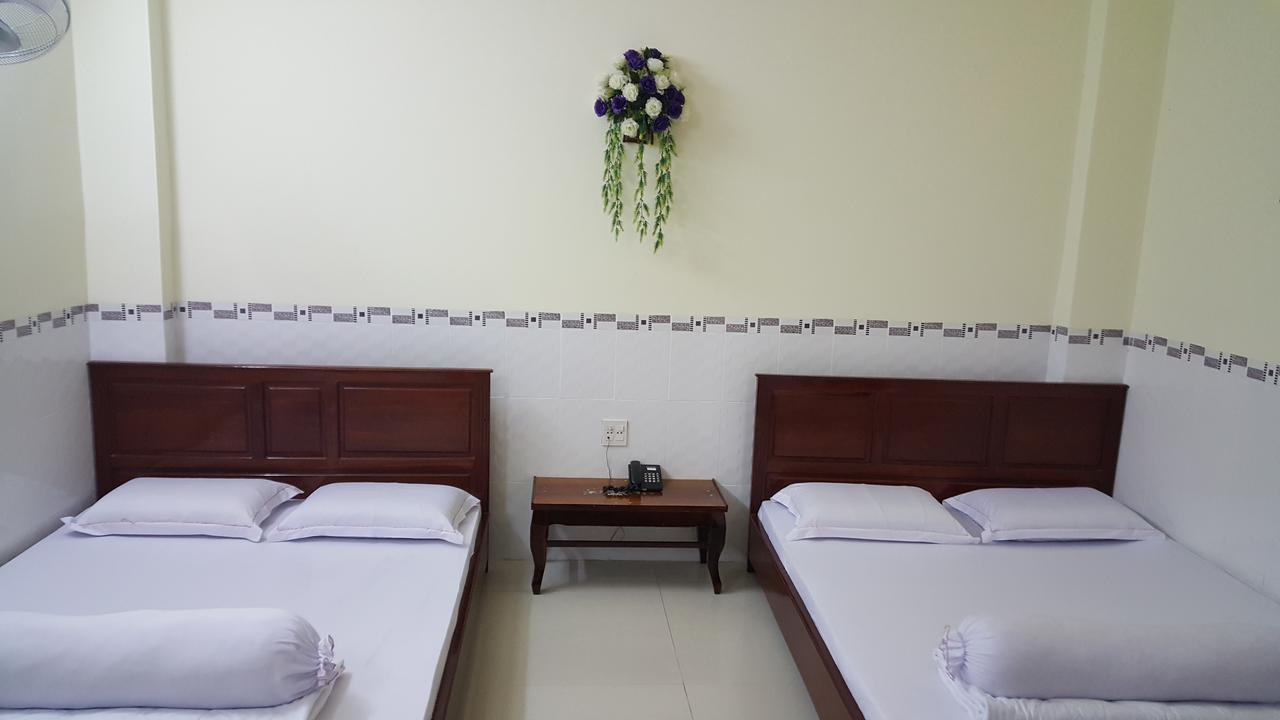 Huynh Nhu Hotel Cà Mau Exteriör bild