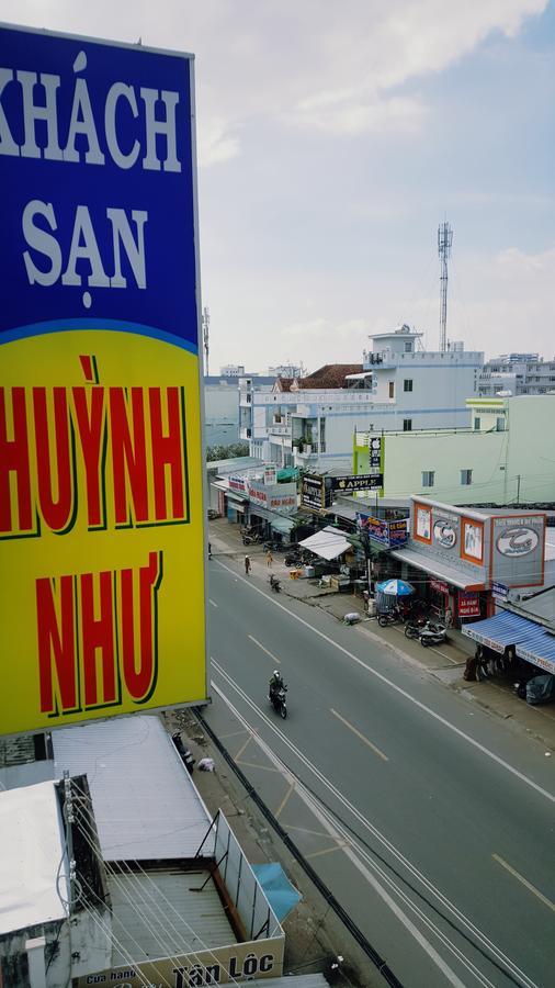 Huynh Nhu Hotel Cà Mau Exteriör bild