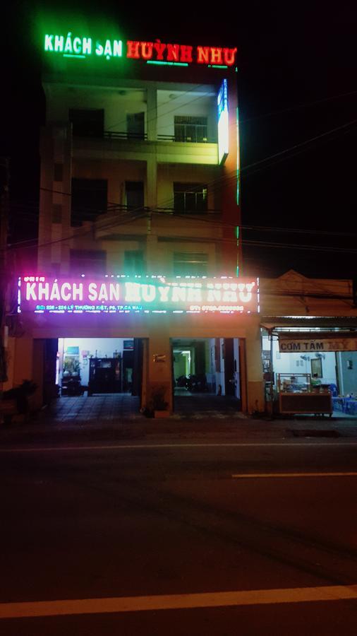 Huynh Nhu Hotel Cà Mau Exteriör bild
